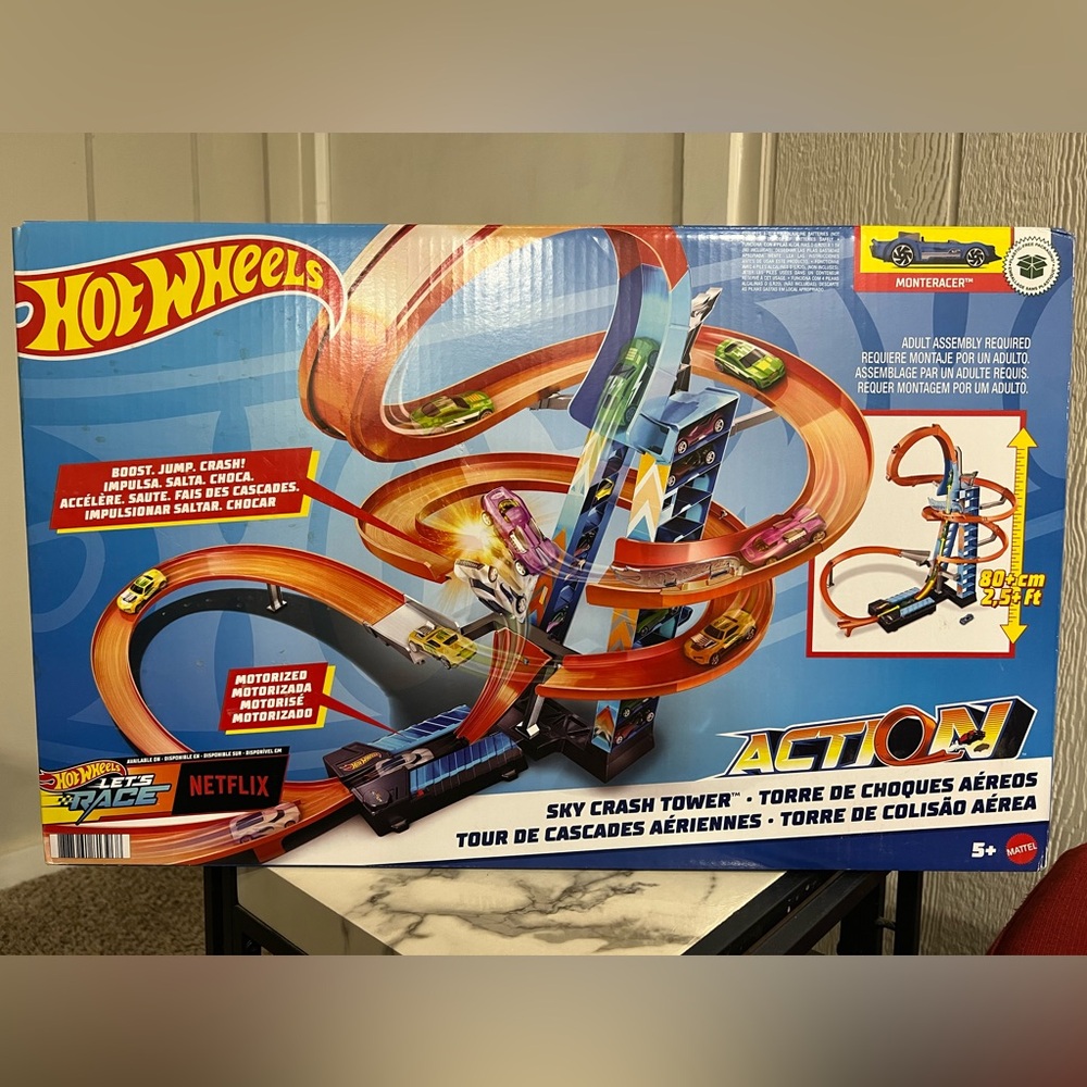 Hot Wheels Sky Crash Tower Track Set